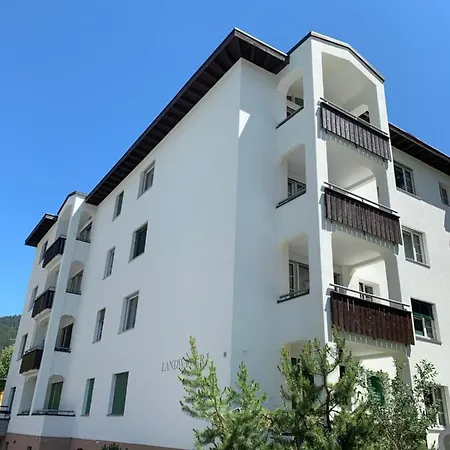 Gian - Close To The Kongresshaus, The Ice Hockey Stadium, Cross-country Skiing, The Eau-la-la Indoor Pool And Wellness, Large Supermarket, 2 Bus Stops, With An Indoor Garage And Fully Equipped 아파트 *