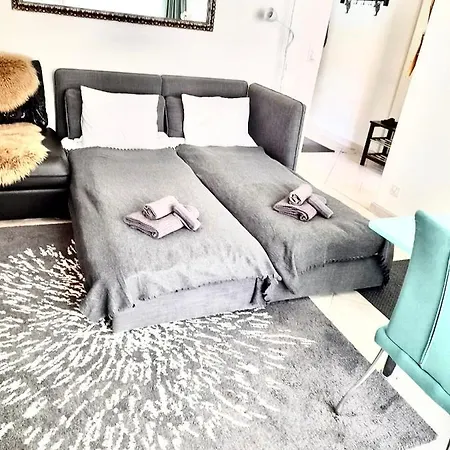 Gian - Close To The Kongresshaus, The Ice Hockey Stadium, Cross-country Skiing, The Eau-la-la Indoor Pool And Wellness, Large Supermarket, 2 Bus Stops, With An Indoor Garage And Fully Equipped * دافوس