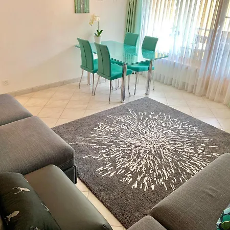 Gian - Close To The Kongresshaus, The Ice Hockey Stadium, Cross-country Skiing, The Eau-la-la Indoor Pool And Wellness, Large Supermarket, 2 Bus Stops, With An Indoor Garage And Fully Equipped * دافوس