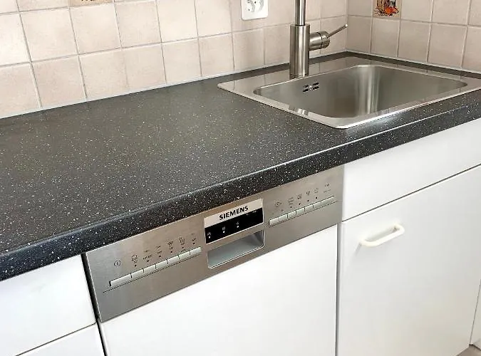 Gian - Close To The Kongresshaus, The Ice Hockey Stadium, Cross-country Skiing, The Eau-la-la Indoor Pool And Wellness, Large Supermarket, 2 Bus Stops, With An Indoor Garage And Fully Equipped Appartamento