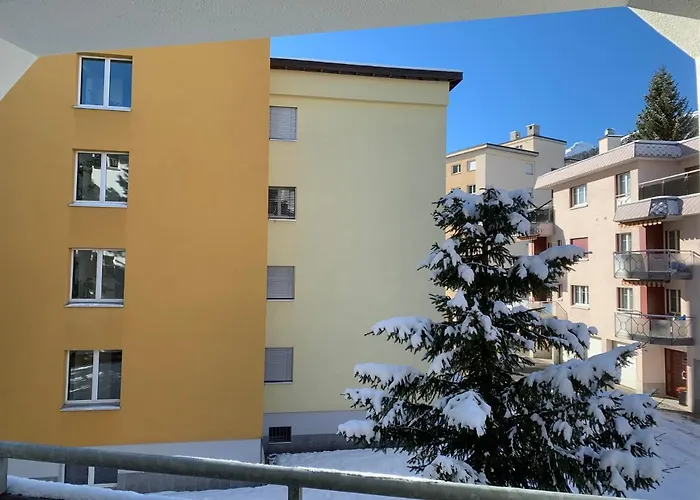 Gian - Close To The Kongresshaus, The Ice Hockey Stadium, Cross-country Skiing, The Eau-la-la Indoor Pool And Wellness, Large Supermarket, 2 Bus Stops, With An Indoor Garage And Fully Equipped